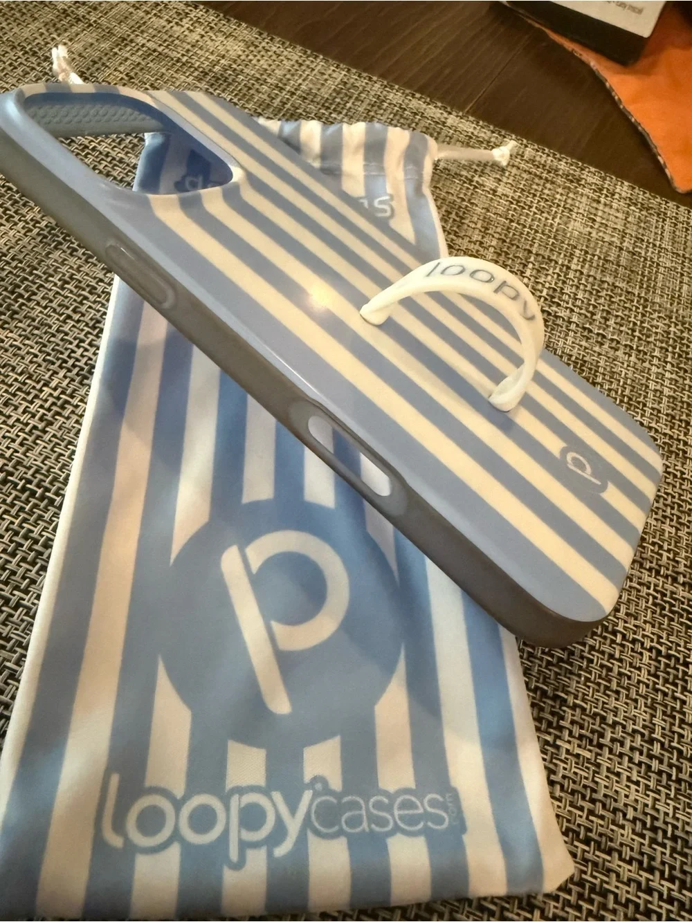 iPhone 16 Pro Max Loopy Case Blue Stripes
